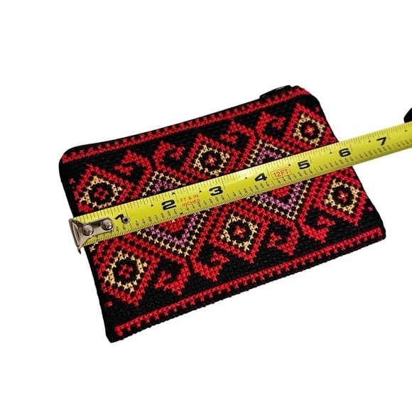 NWT Zip PouchEmbroidered Cross Stitched Palestinian Tatreez Handmade Traditional - Picture 7 of 11